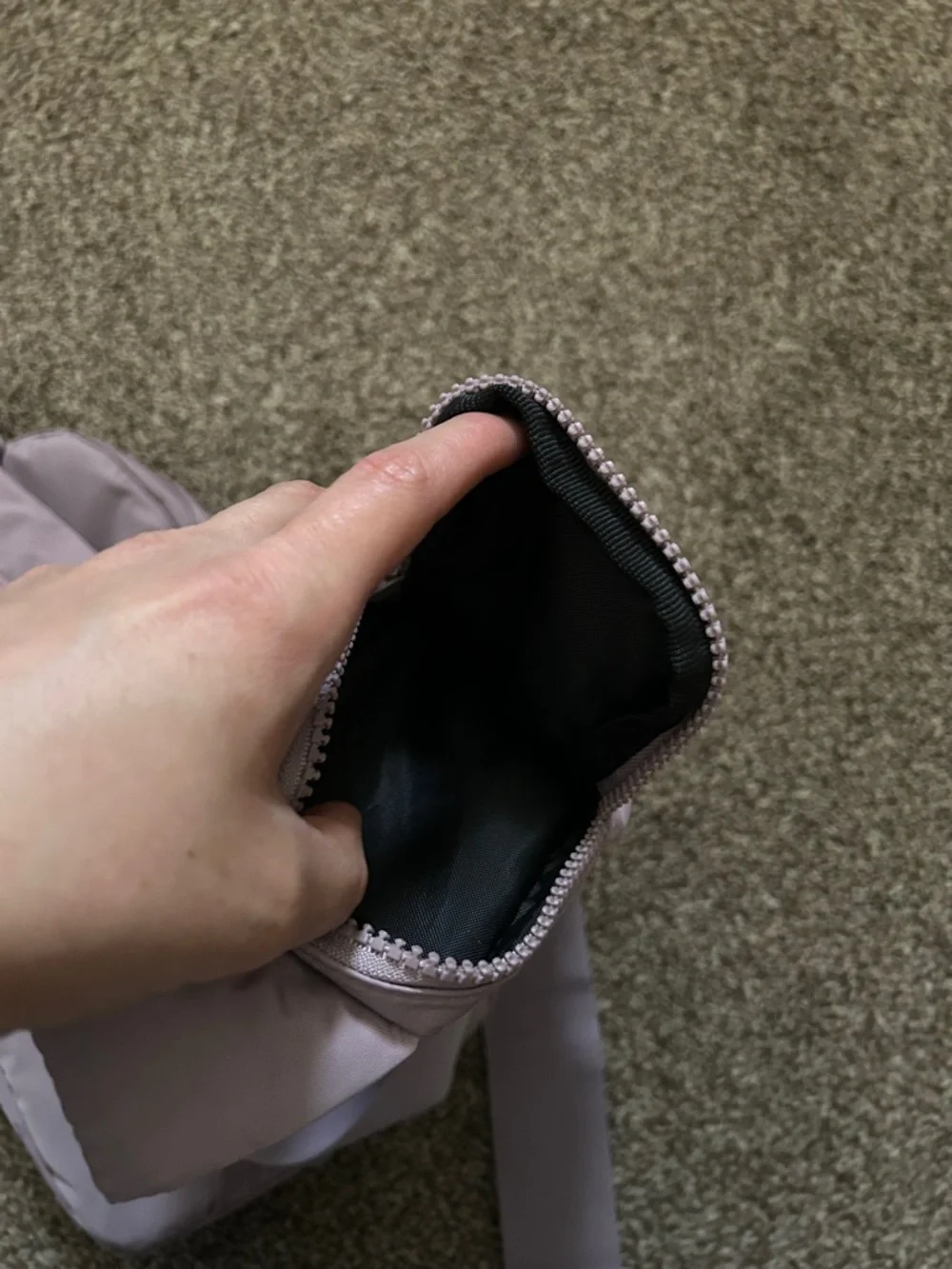 Adidas Women’s Sling Bag in Light Lavender - Picture 4 of 7